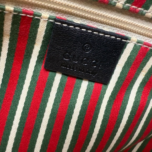 Gucci Black Canvas Shoulder Bag with GG Monogram - Picture 13 of 15
